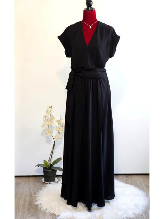 Meghan Los Angeles Dresses & Skirts - NWT Meghan Women's Black  Jazmin Wrap Cap Sleeves Maxi Dress Sz XL 2335
